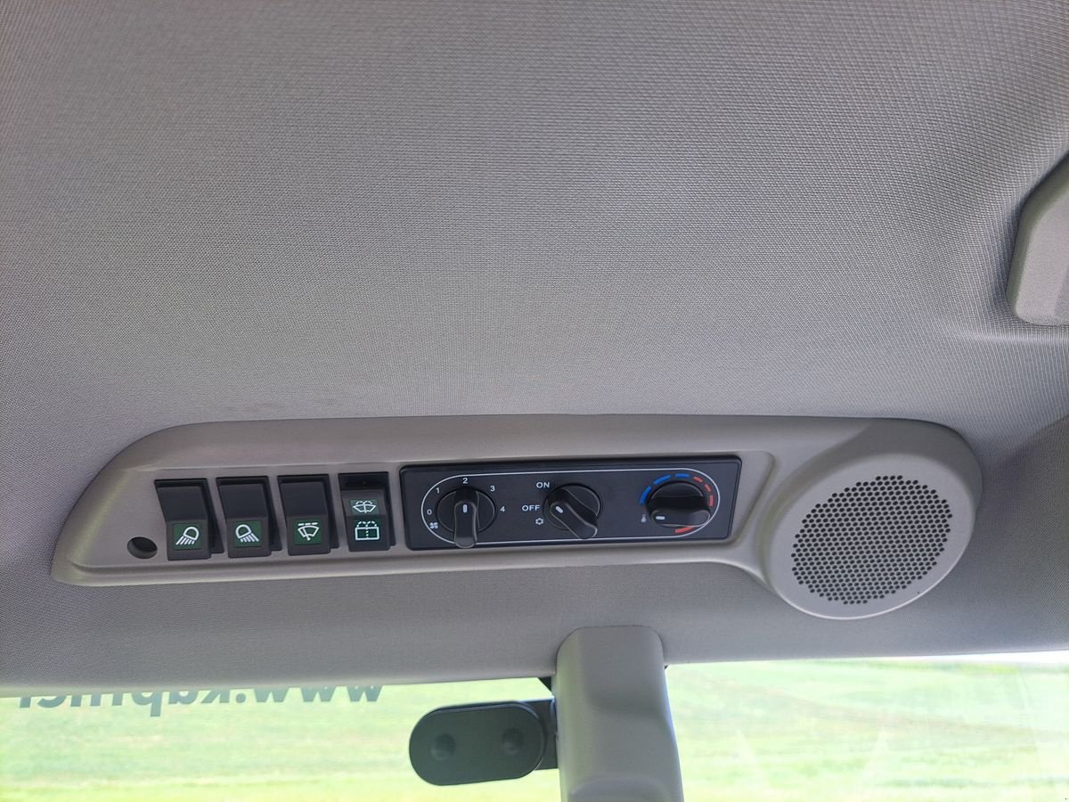 Traktor от тип CLAAS Nexos 240 XL, Neumaschine в Pischelsdorf am Engelbach (Снимка 13)