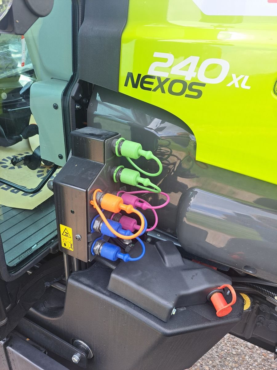 Traktor от тип CLAAS Nexos 240 XL, Neumaschine в Pischelsdorf am Engelbach (Снимка 3)