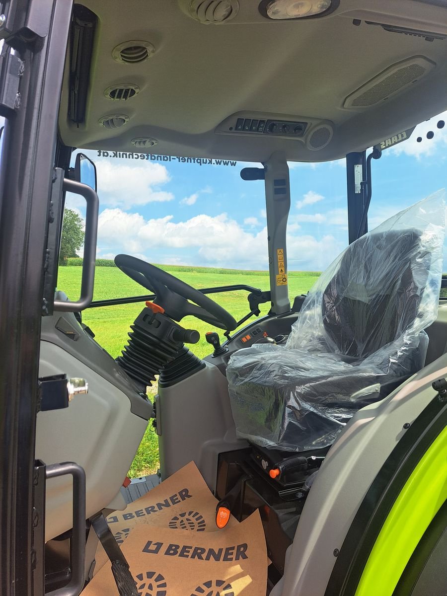 Traktor от тип CLAAS Nexos 240 XL, Neumaschine в Pischelsdorf am Engelbach (Снимка 10)