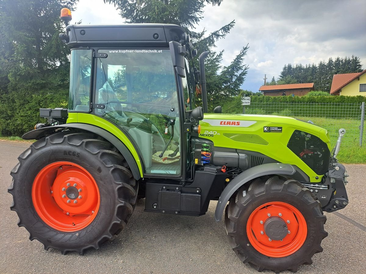 Traktor от тип CLAAS Nexos 240 XL, Neumaschine в Pischelsdorf am Engelbach (Снимка 16)