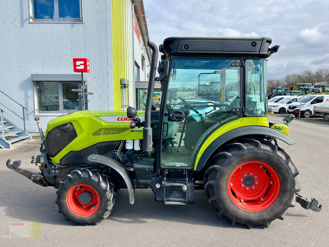 Traktor des Typs CLAAS NEXOS 260 M Advanced, FKH + FZW, nur 907 h !, Gebrauchtmaschine in Westerstede (Bild 3)