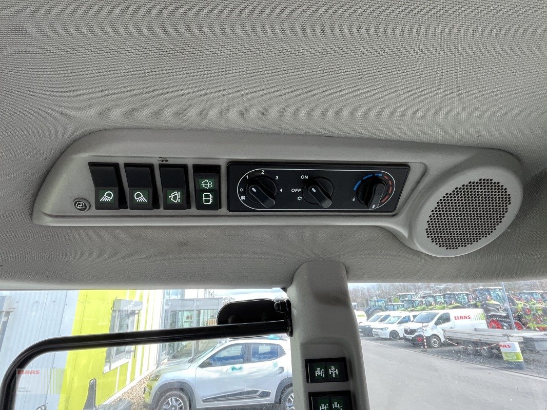 Traktor des Typs CLAAS NEXOS 260 M Advanced, FKH + FZW, nur 907 h !, Gebrauchtmaschine in Westerstede (Bild 17)