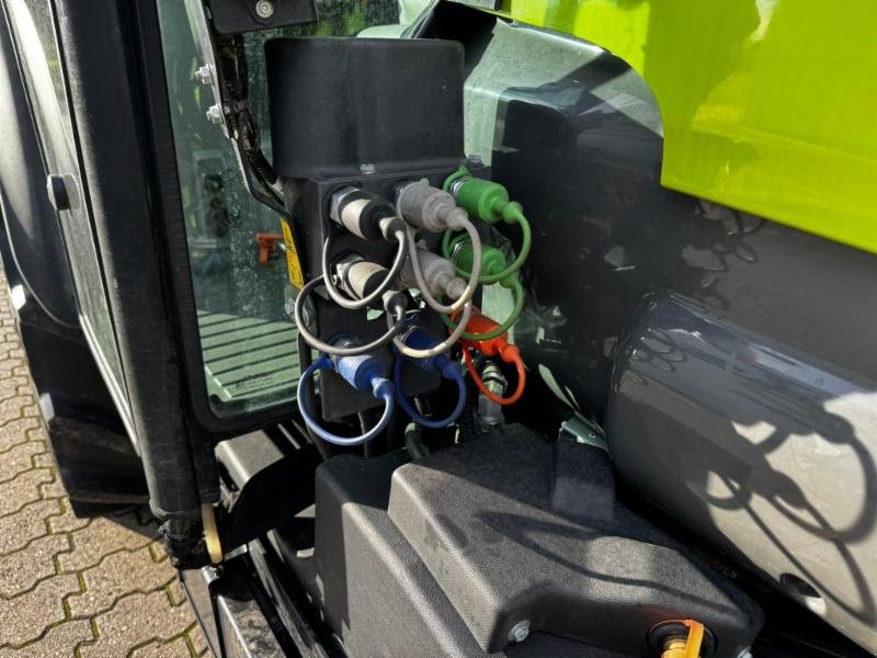 Traktor от тип CLAAS NEXOS 260 M, Gebrauchtmaschine в Hockenheim (Снимка 11)