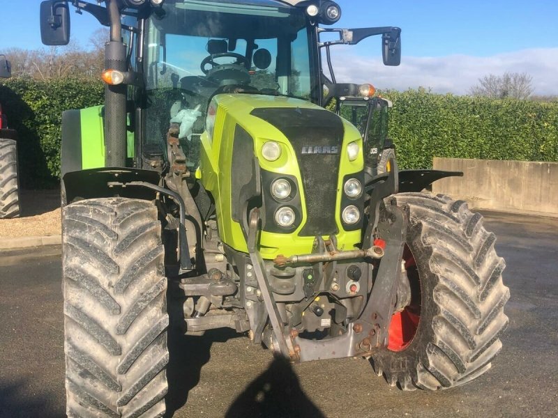 Traktor от тип CLAAS TRACTEUR ARION 460, Gebrauchtmaschine в ST CLEMENT DE LA PLACE (Снимка 1)