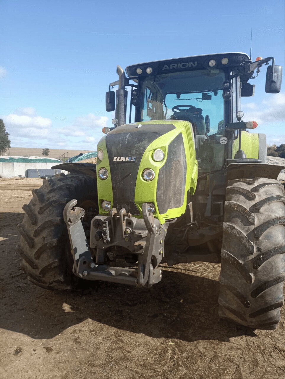 Traktor van het type CLAAS TRACTEUR ARION 640 CEBIS HEXA, Gebrauchtmaschine in PONTIVY (Foto 2)