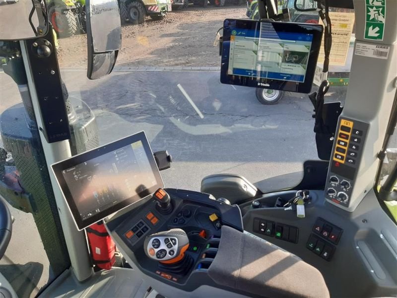 Traktor des Typs CLAAS TRAKTOR AXION 930 CM, Gebrauchtmaschine in Radibor (Bild 11)