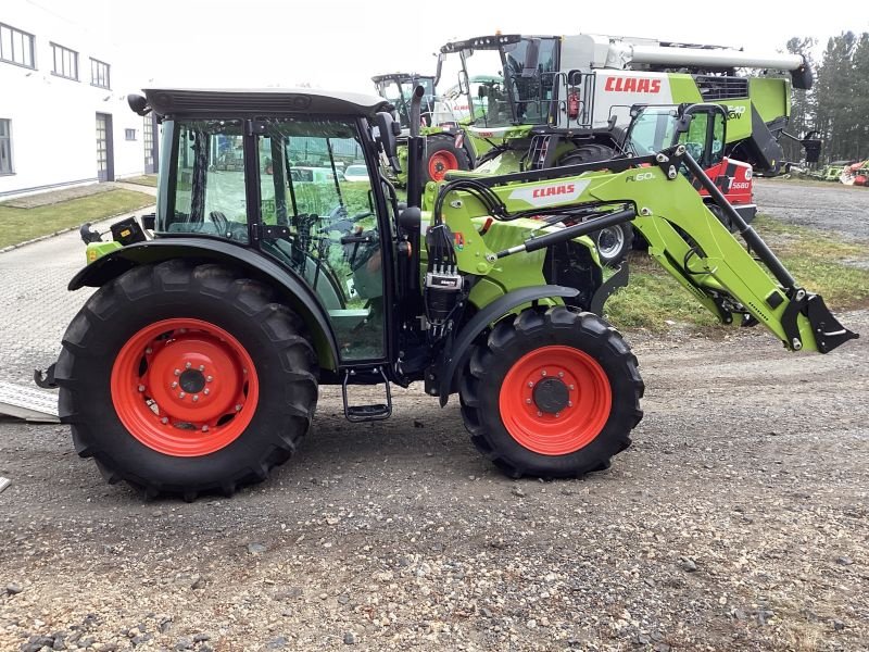 CLAAS TRAKTOR ELIOS 210 CLASSIC, Vorführmaschine, Baujahr: 2024, Betriebsstunden: 79 Stunden (Bild 1) Traktor des Typs CLAAS TRAKTOR ELIOS 210 CLASSIC, Vorführmaschine in Plessa (Bild 1)