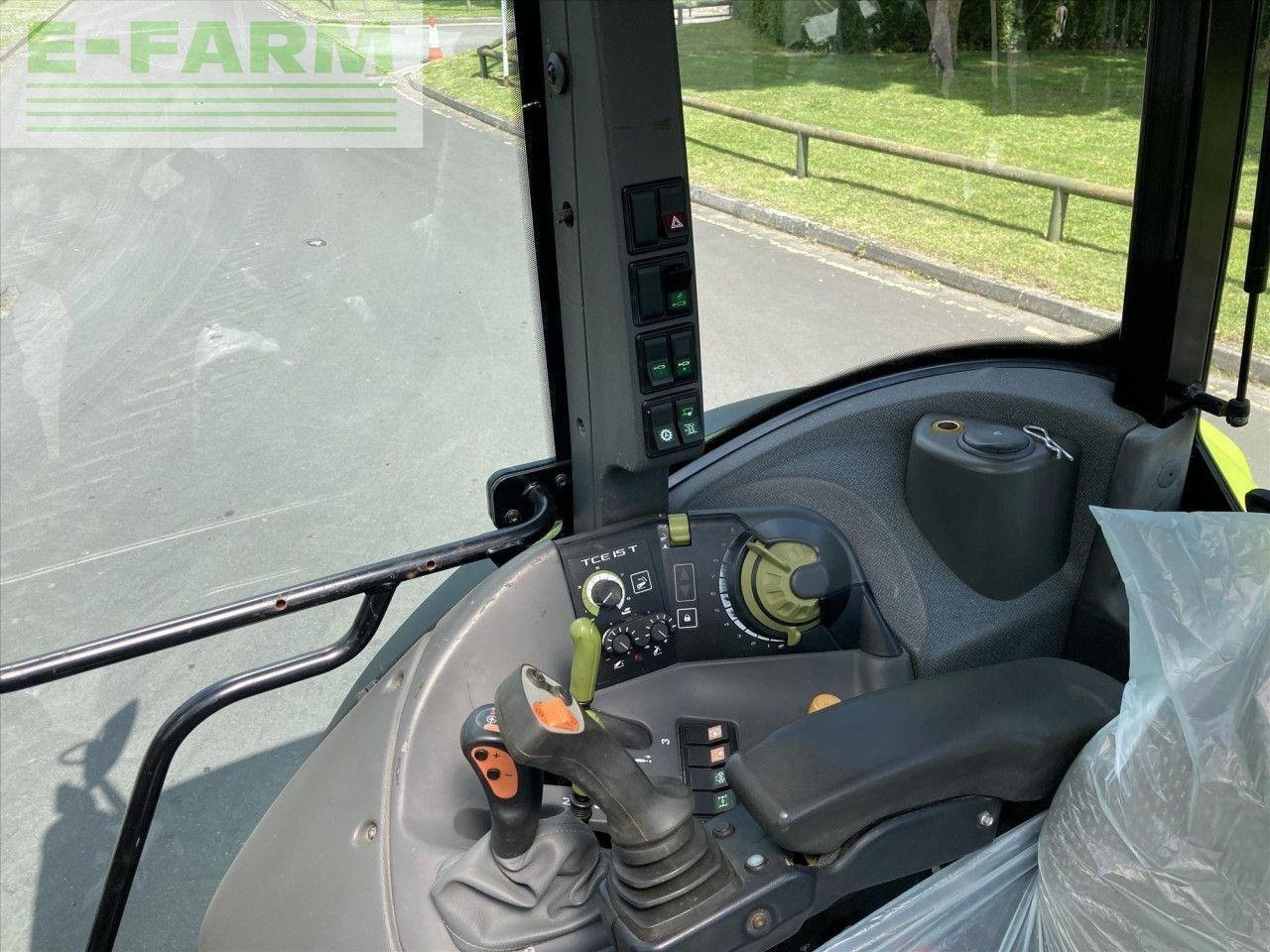 Traktor of the type CLAAS USED 2013 ARION 430, Gebrauchtmaschine in STANDERWICK, FROME (Picture 8)