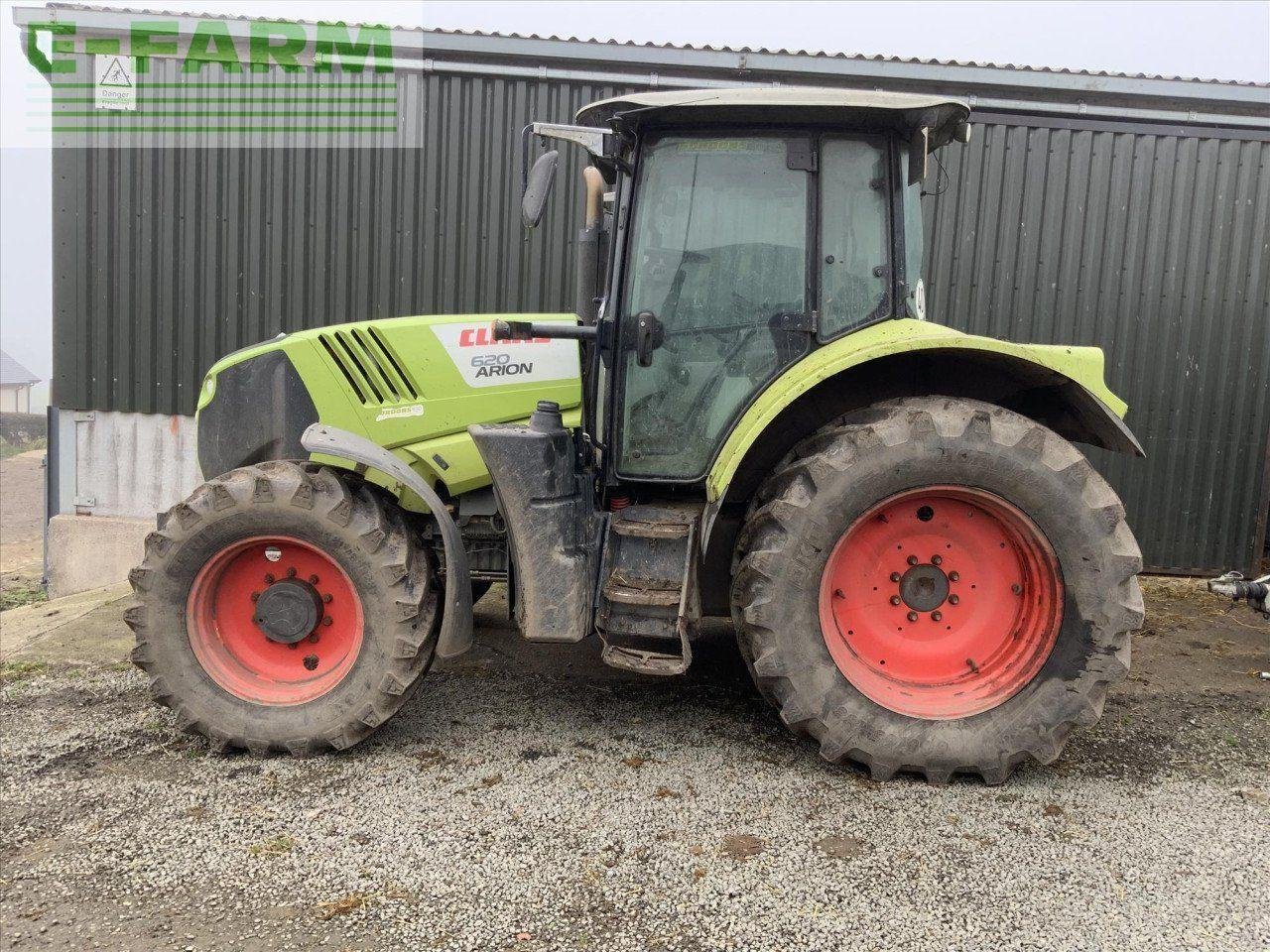Traktor des Typs CLAAS USED ARION 620, Gebrauchtmaschine in STRATHAVEN (Bild 2)