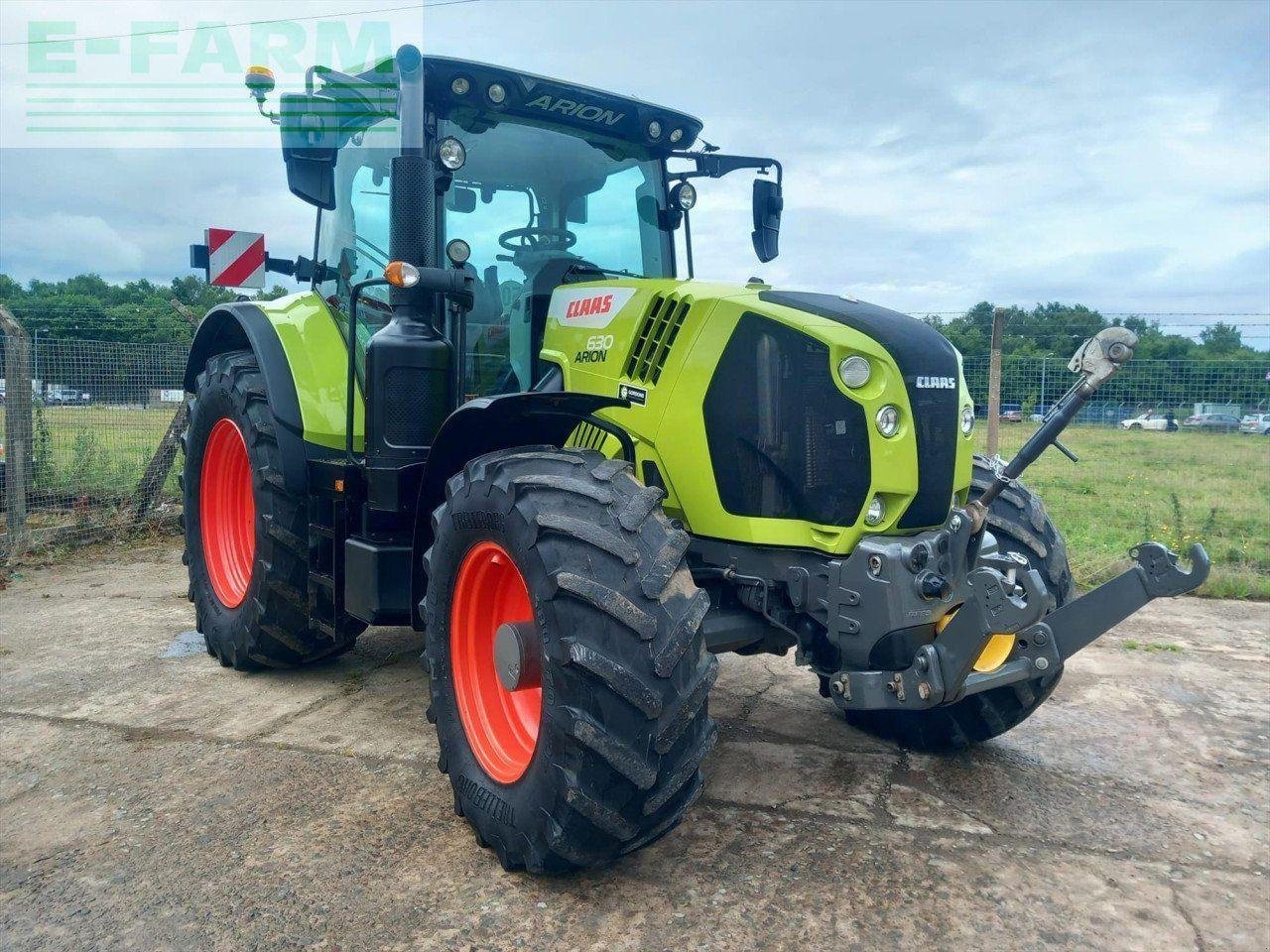 Traktor tipa CLAAS USED ARION 630, Gebrauchtmaschine u STRATHAVEN (Slika 2)