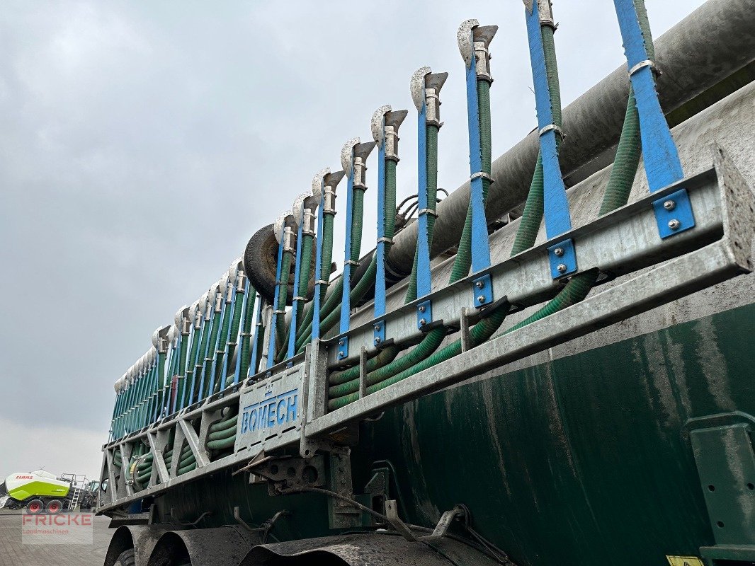 Traktor tipa CLAAS Xerion 3300 Trac **Black-Weeks**, Gebrauchtmaschine u Bockel - Gyhum (Slika 23)