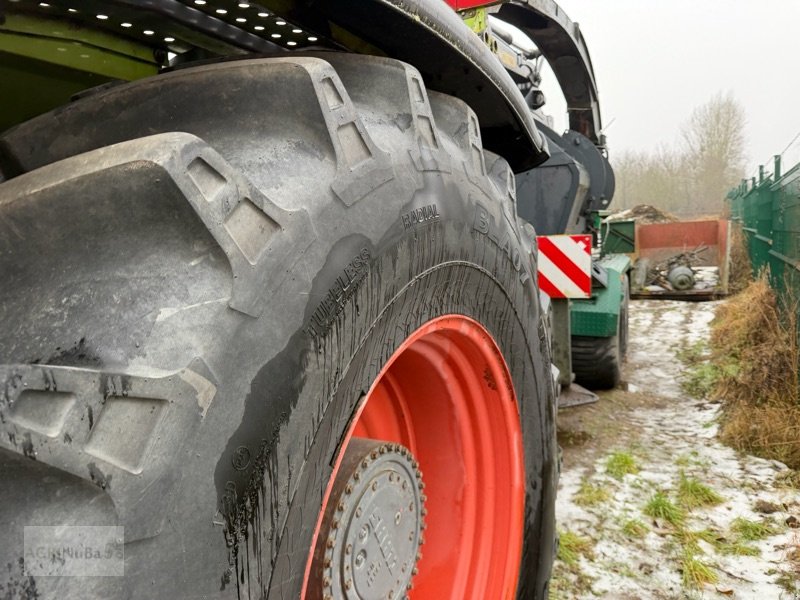 Traktor του τύπου CLAAS Xerion 3300 Trac VC mit Jenz HEM 581 Z, Gebrauchtmaschine σε Prenzlau (Φωτογραφία 13)