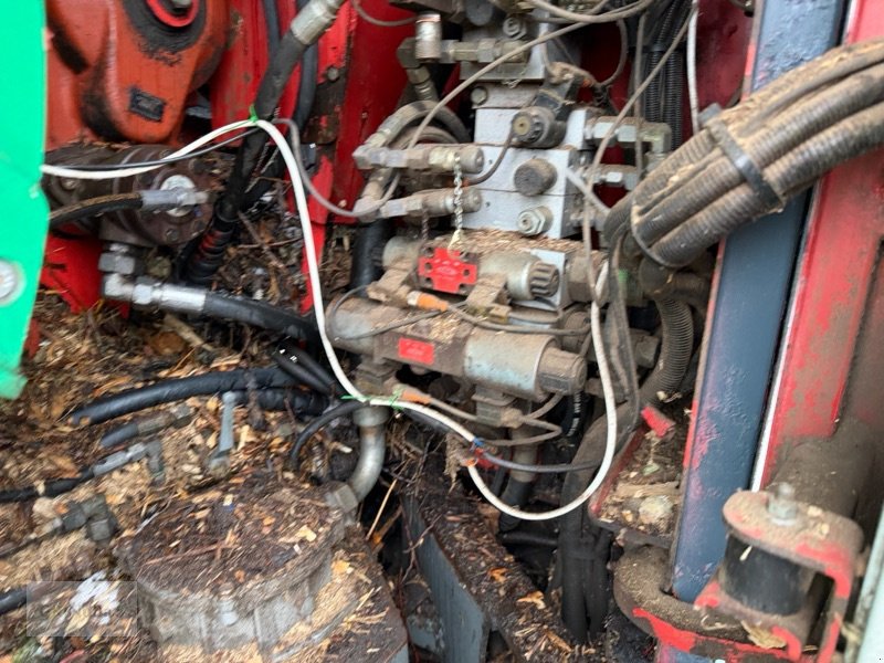 Traktor του τύπου CLAAS Xerion 3300 Trac VC mit Jenz HEM 581 Z, Gebrauchtmaschine σε Prenzlau (Φωτογραφία 22)