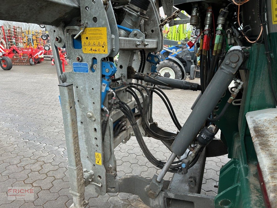 Traktor des Typs CLAAS Xerion 3300 Trac, Gebrauchtmaschine in Bockel - Gyhum (Bild 14)