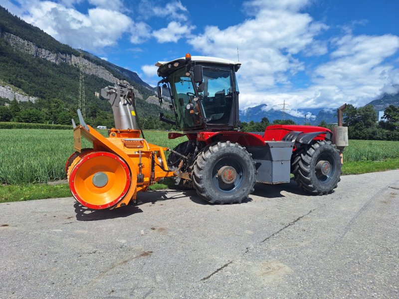 Traktor del tipo CLAAS Xerion 3300, Gebrauchtmaschine en Chur (Imagen 1)
