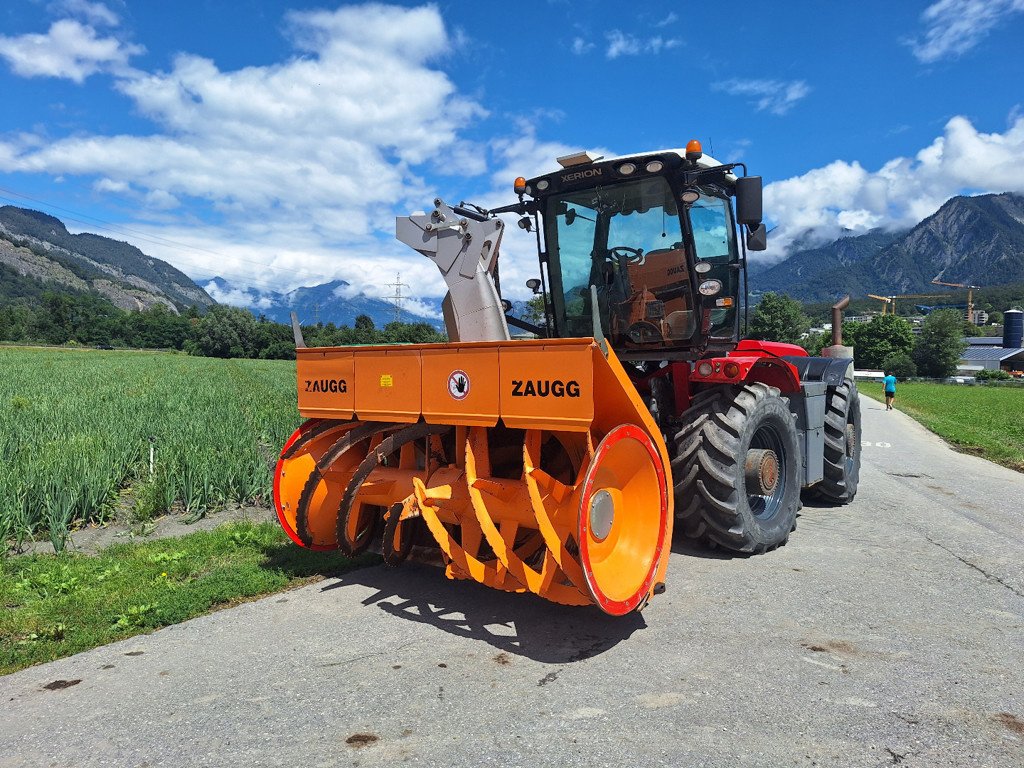 Traktor типа CLAAS Xerion 3300, Gebrauchtmaschine в Chur (Фотография 7)