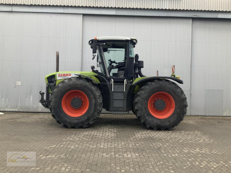 Traktor des Typs CLAAS Xerion 3300, Gebrauchtmaschine in Pfreimd (Bild 1)