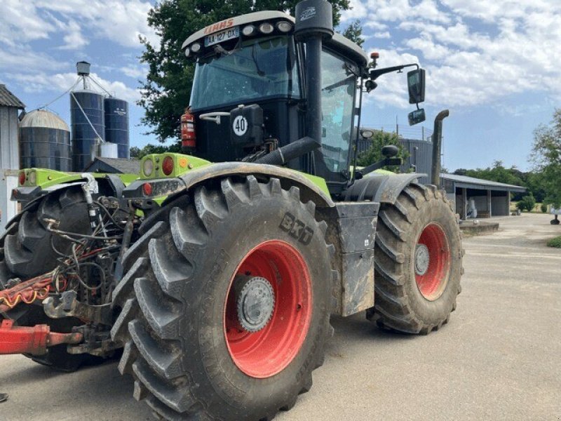 Traktor of the type CLAAS XERION 3300, Gebrauchtmaschine in Charnay-lès-macon (Picture 4)