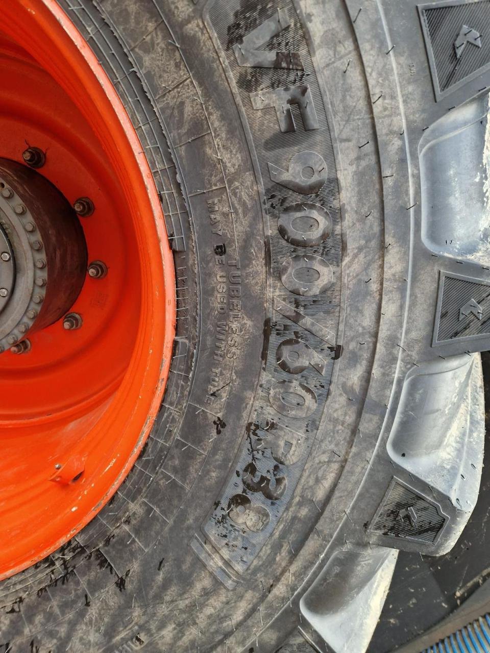 Traktor типа CLAAS Xerion 3800 Saddle Trac mit SGT-Aufbau, Gebrauchtmaschine в Könnern (Фотография 15)