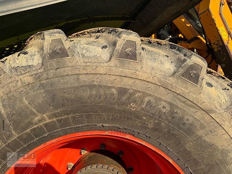 Traktor des Typs CLAAS Xerion 3800 Saddle Trac mit SGT Gülleaufbau, Gebrauchtmaschine in Pfeffenhausen (Bild 10)