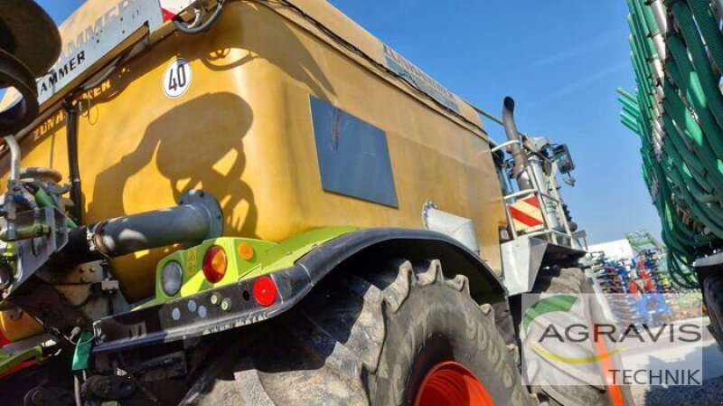 Traktor типа CLAAS XERION 3800 SADDLE TRAC, Gebrauchtmaschine в Melle-Wellingholzhausen (Фотография 9)