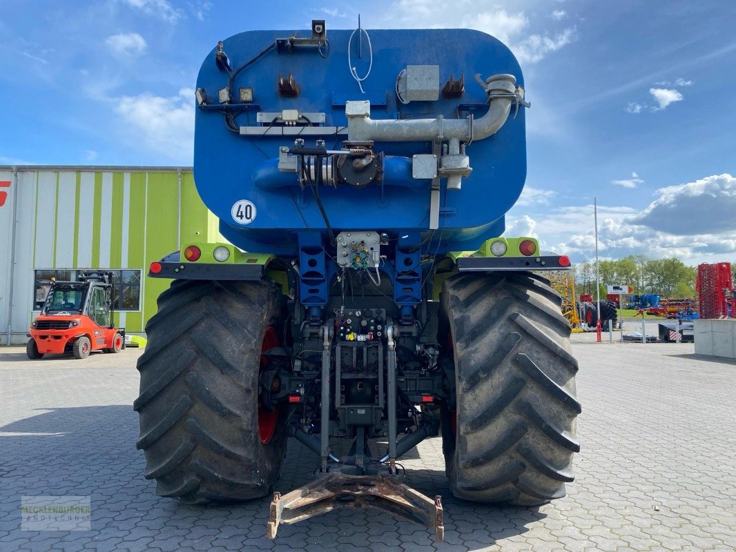 Traktor Türe ait CLAAS Xerion 3800 SaddleTrac, Gebrauchtmaschine içinde Mühlengeez (resim 4)