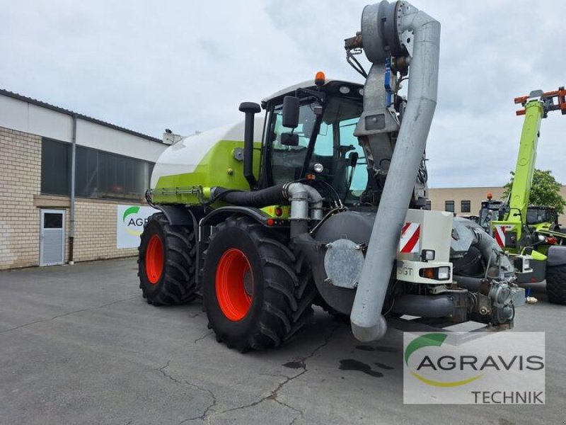 Traktor от тип CLAAS XERION 3800 TRAC VC, Gebrauchtmaschine в Warburg (Снимка 2)