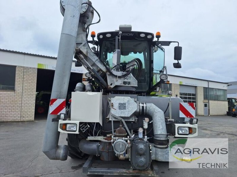 Traktor от тип CLAAS XERION 3800 TRAC VC, Gebrauchtmaschine в Warburg (Снимка 17)