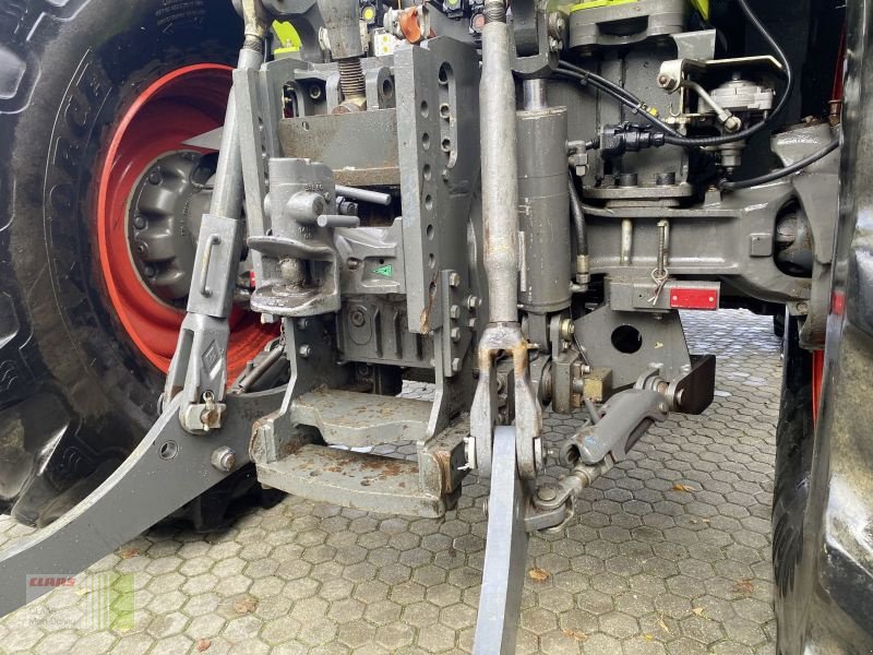 Traktor des Typs CLAAS XERION 3800 TRAC VC, Gebrauchtmaschine in Vohburg (Bild 22)