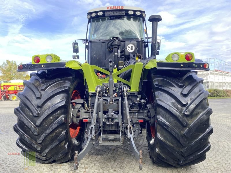 Traktor des Typs CLAAS XERION 3800 TRAC VC, Gebrauchtmaschine in Vohburg (Bild 7)