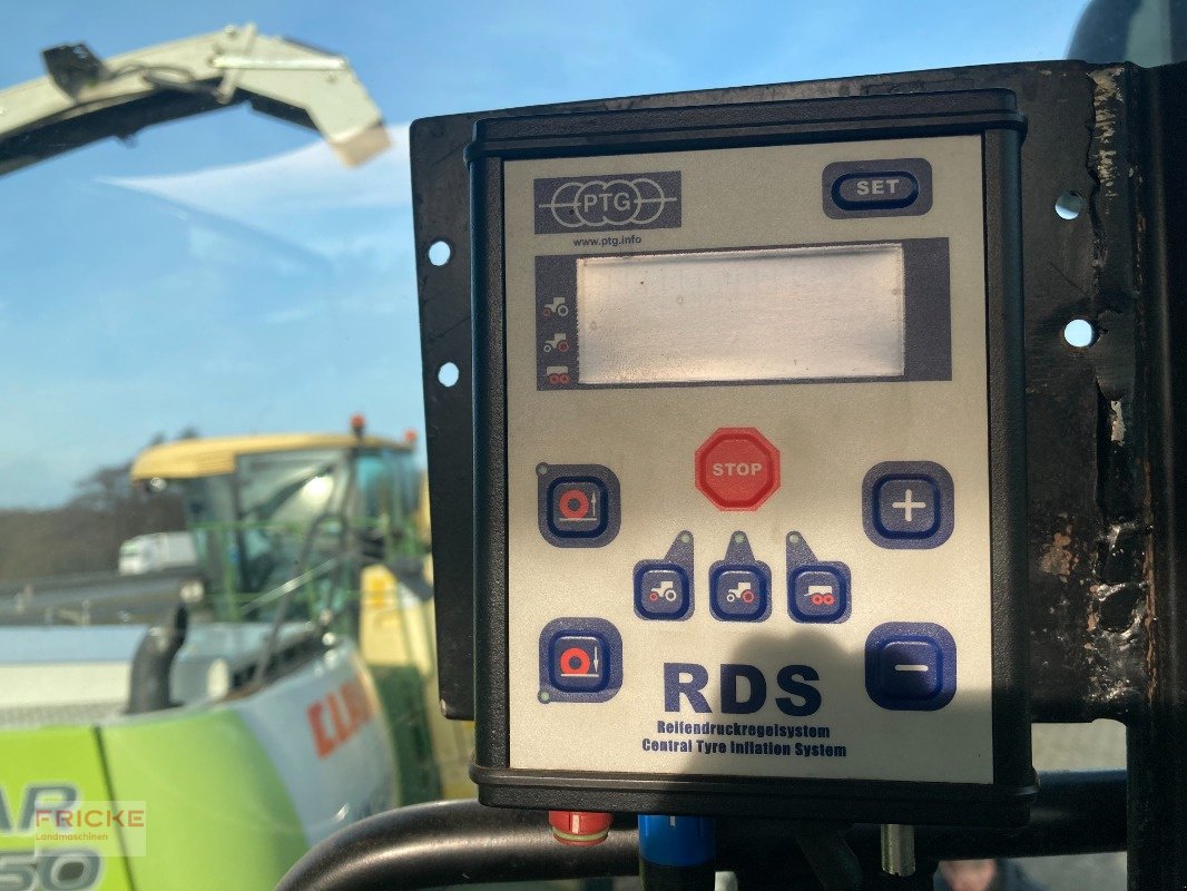 Traktor vrste CLAAS Xerion 3800 Trac VC, Gebrauchtmaschine v Bockel - Gyhum (Slika 19)
