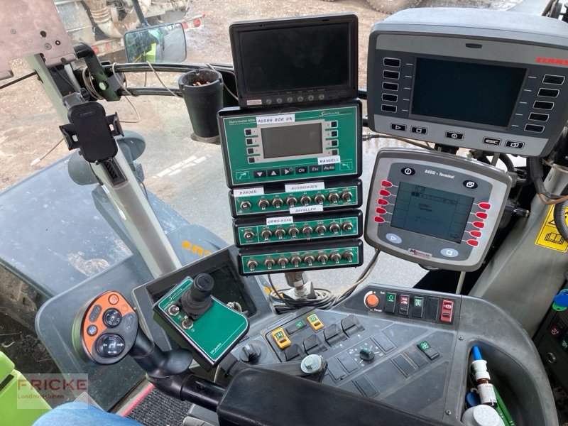 Traktor typu CLAAS Xerion 3800 Trac VC, Gebrauchtmaschine w Bockel - Gyhum (Zdjęcie 12)