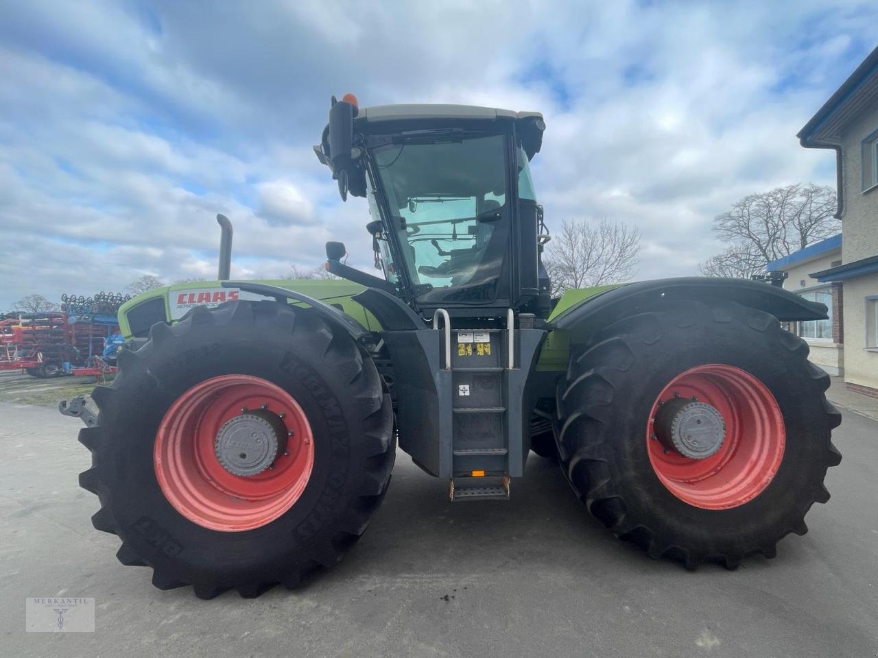 Traktor Türe ait CLAAS Xerion 3800 Trac VC, Gebrauchtmaschine içinde Pragsdorf (resim 3)