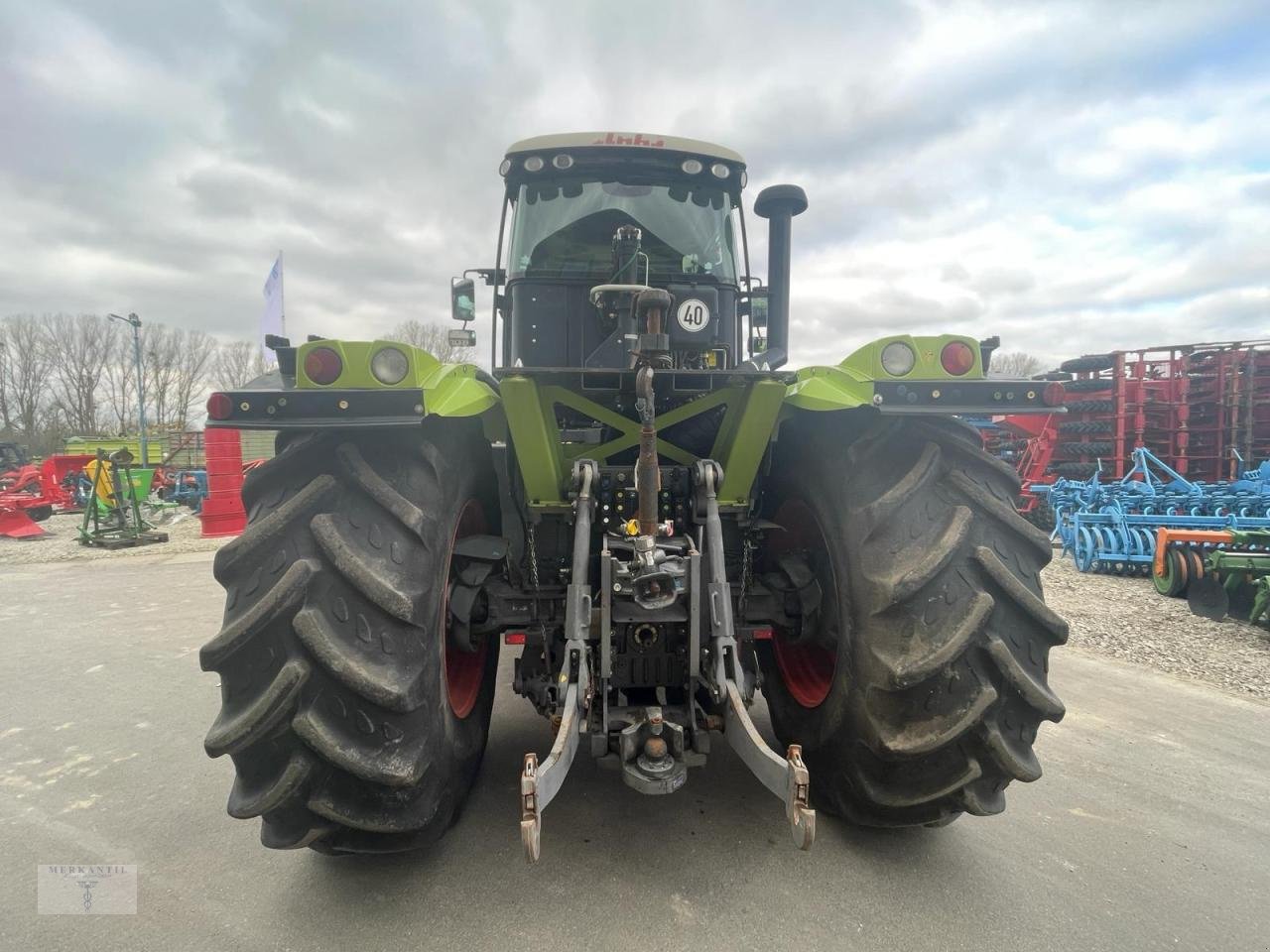 Traktor Türe ait CLAAS Xerion 3800 Trac VC, Gebrauchtmaschine içinde Pragsdorf (resim 5)