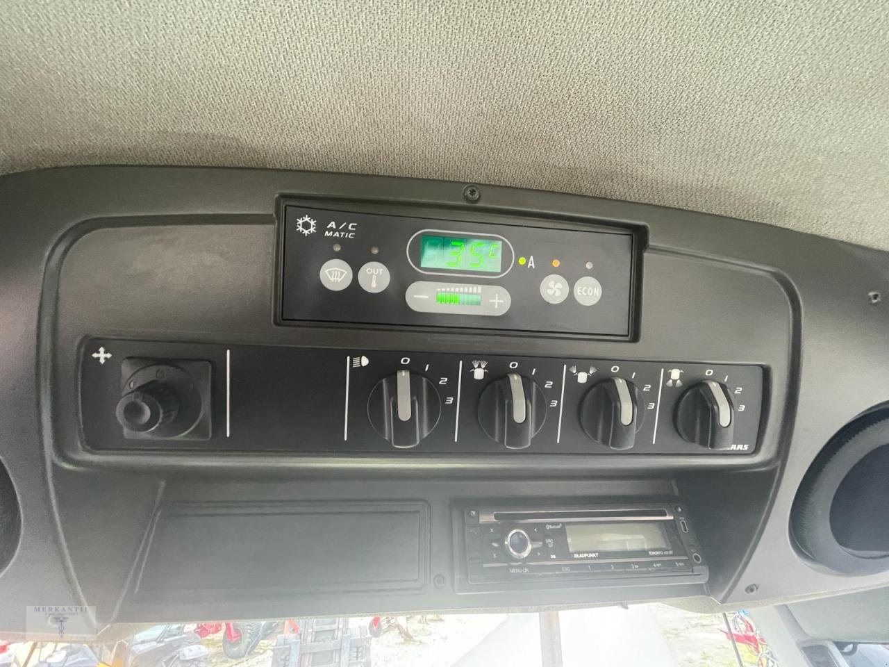 Traktor Türe ait CLAAS Xerion 3800 Trac VC, Gebrauchtmaschine içinde Pragsdorf (resim 19)