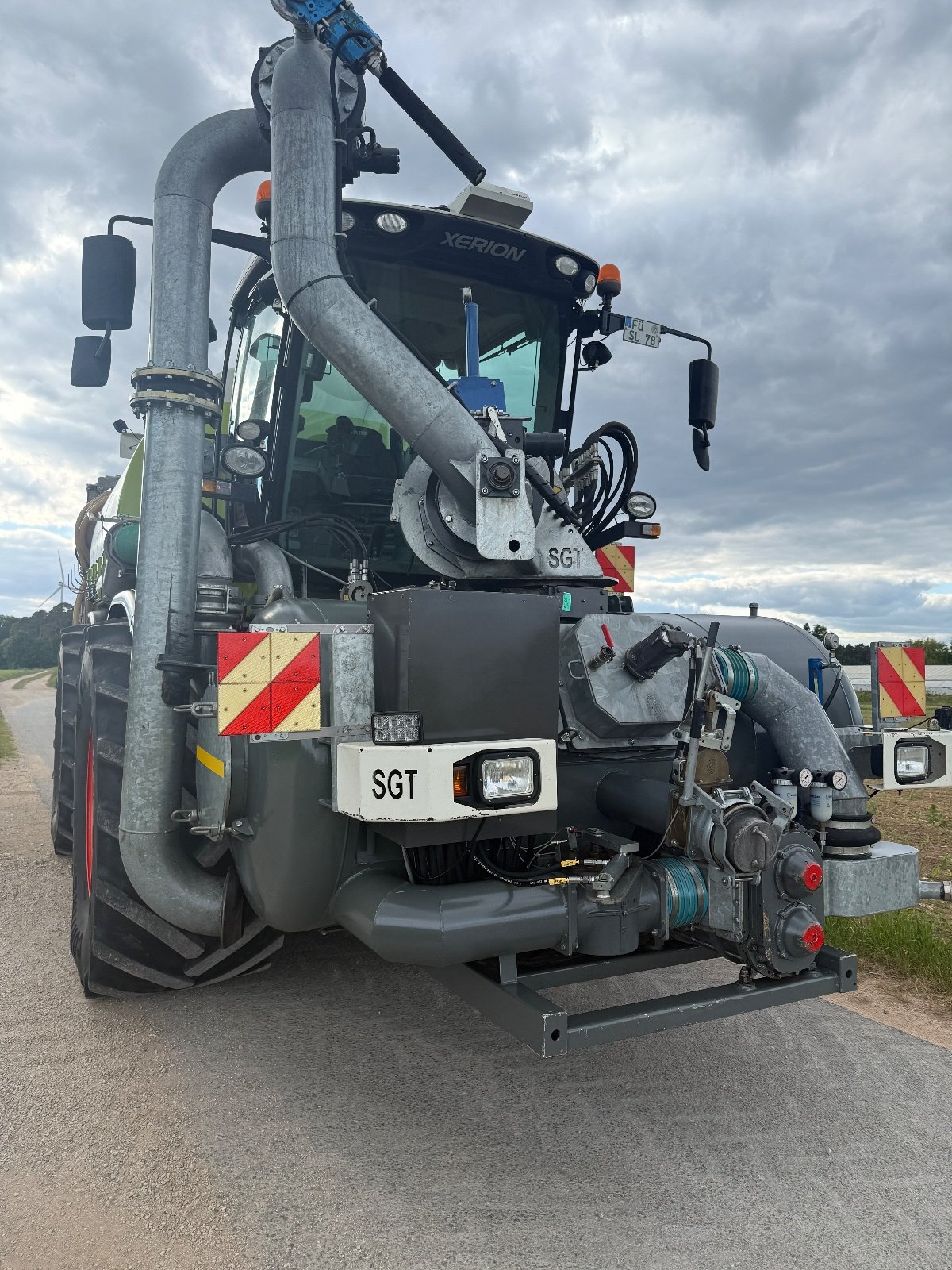 Traktor типа CLAAS Xerion 3800 Trac VC, Gebrauchtmaschine в Langenzenn (Фотография 11)