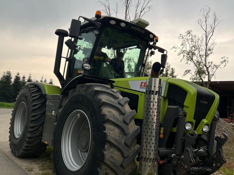 Traktor типа CLAAS Xerion 3800 Trac VC, Gebrauchtmaschine в Buchen (Фотография 1)