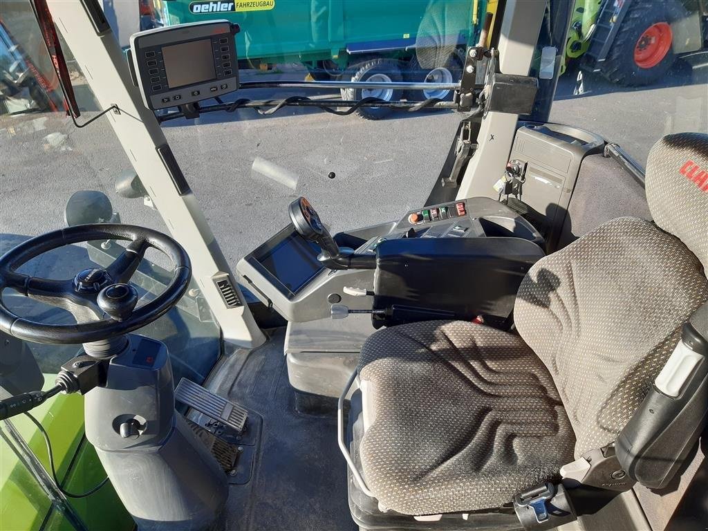 Traktor типа CLAAS Xerion 3800 Trac, Gebrauchtmaschine в Grimma (Фотография 8)