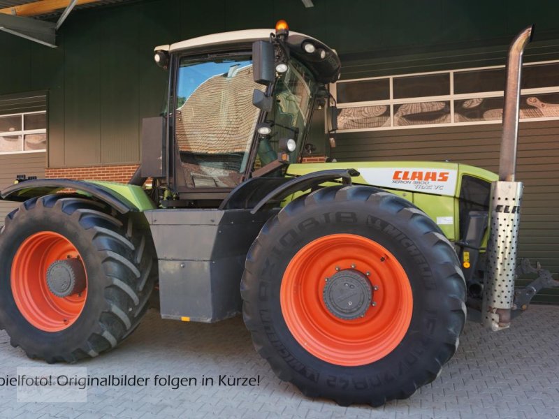 Traktor a típus CLAAS Xerion 3800 Trac, Gebrauchtmaschine ekkor: Borken