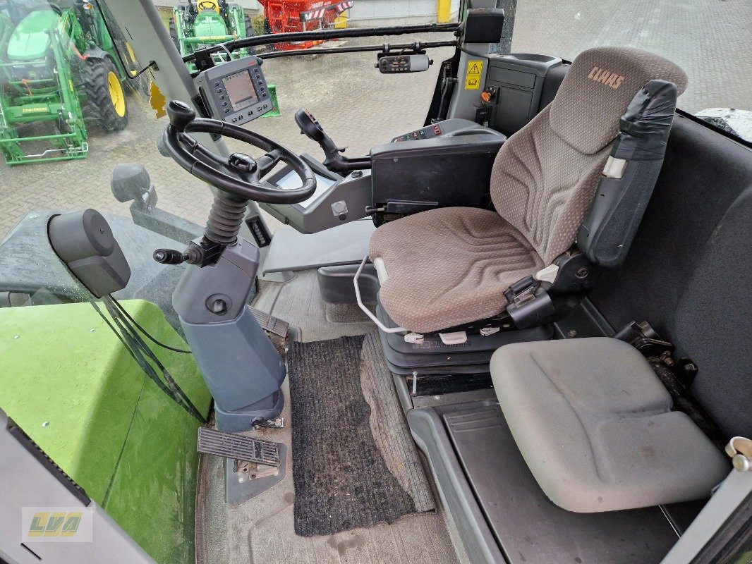 Traktor del tipo CLAAS Xerion 3800VC Heckzapfwelle, Gebrauchtmaschine en Schenkenberg (Imagen 4)