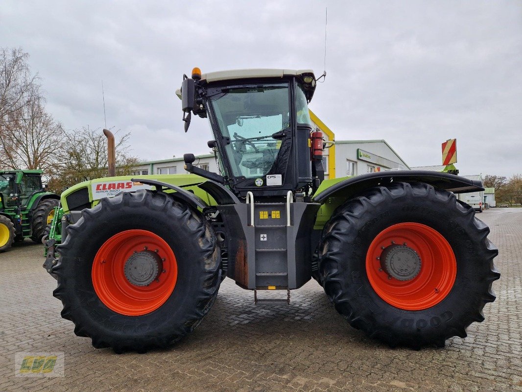 Traktor del tipo CLAAS Xerion 3800VC Heckzapfwelle, Gebrauchtmaschine en Schenkenberg (Imagen 15)
