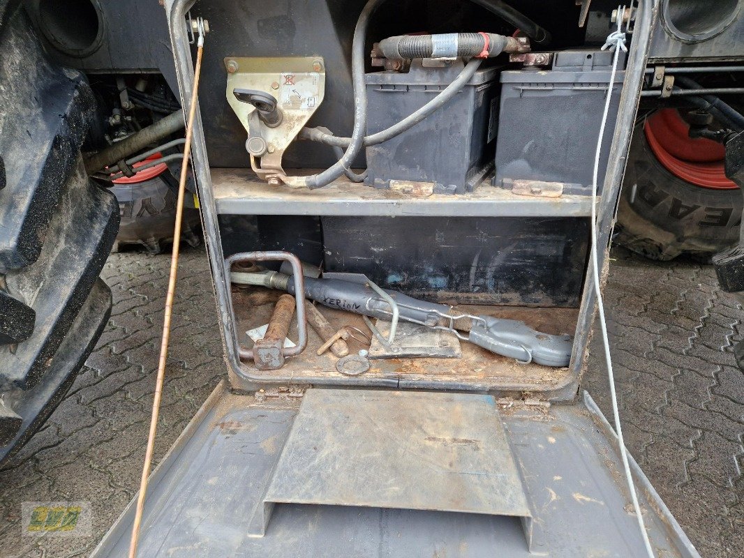 Traktor del tipo CLAAS Xerion 3800VC Heckzapfwelle, Gebrauchtmaschine en Schenkenberg (Imagen 17)