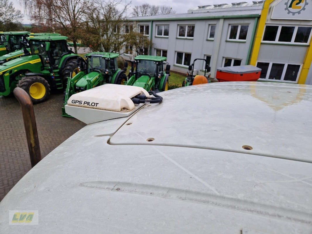 Traktor del tipo CLAAS Xerion 3800VC Heckzapfwelle, Gebrauchtmaschine en Schenkenberg (Imagen 20)