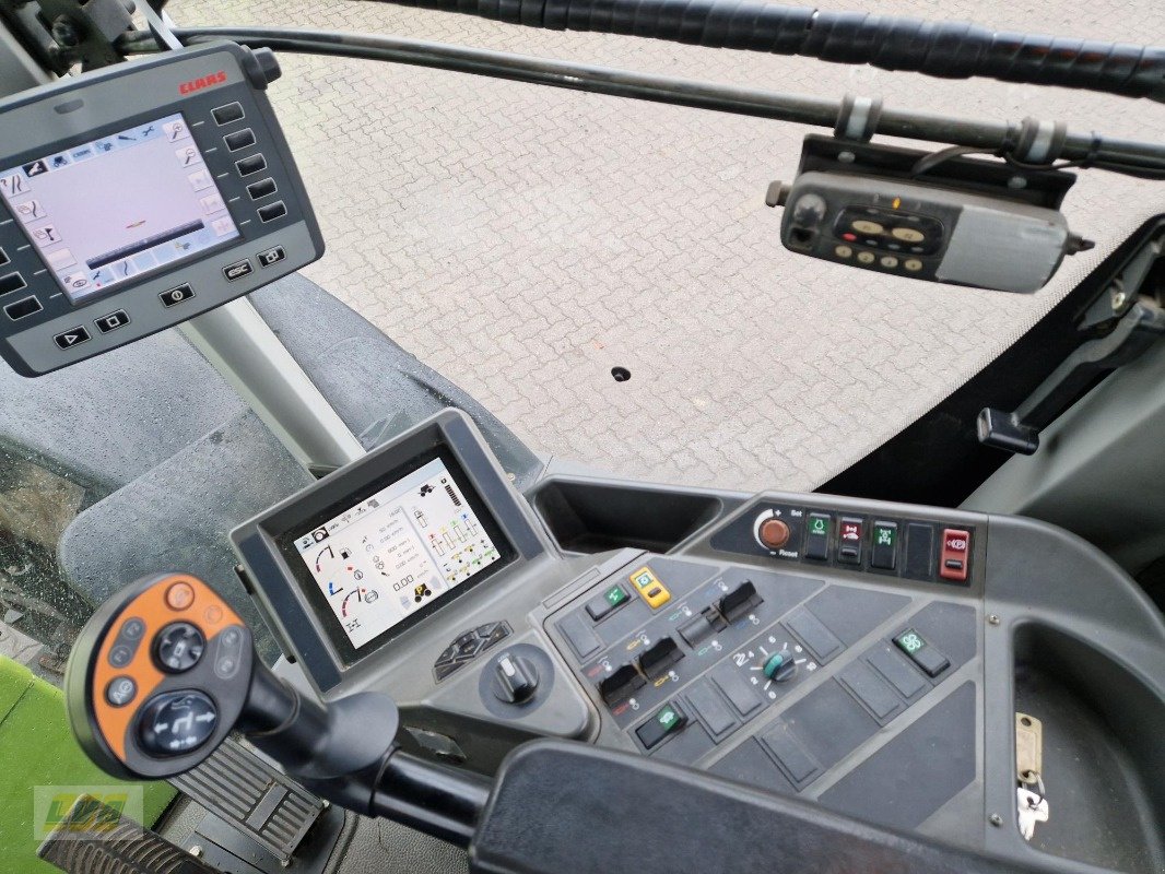 Traktor del tipo CLAAS Xerion 3800VC Heckzapfwelle, Gebrauchtmaschine en Schenkenberg (Imagen 22)