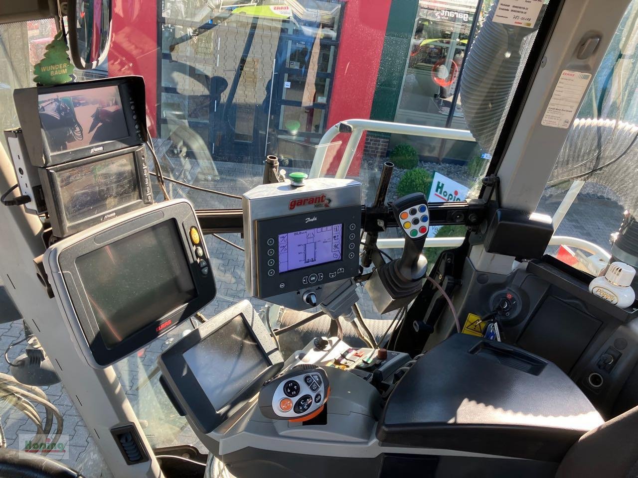 Traktor del tipo CLAAS Xerion 4000 Saddle Trac Gülletechnik, Gebrauchtmaschine In Bakum (Immagine 22)