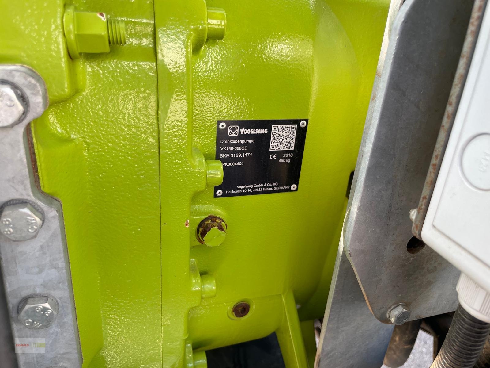 Traktor des Typs CLAAS Xerion 4000 SADDLE TRAC Zunhammer 16m³  E-FARM Auktion, Gebrauchtmaschine in Langenau (Bild 27)