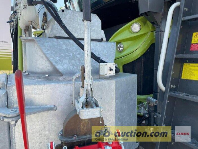 Traktor des Typs CLAAS Xerion 4000 SADDLE TRAC Zunhammer 16m³  Versteigerung ab-auction, Gebrauchtmaschine in Langenau (Bild 14)