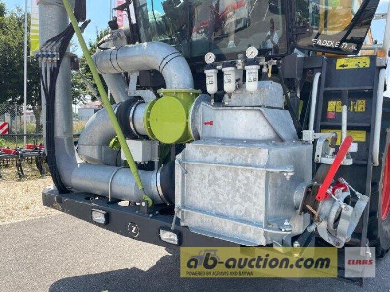 Traktor des Typs CLAAS Xerion 4000 SADDLE TRAC Zunhammer 16m³  Versteigerung ab-auction, Gebrauchtmaschine in Langenau (Bild 12)