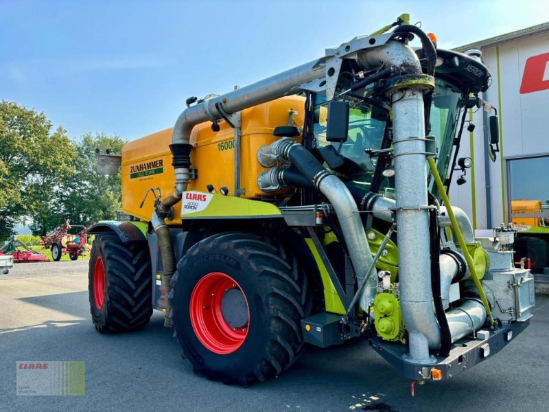 Traktor του τύπου CLAAS XERION 4000 SADDLE TRAC, Zunhammer ACX 16 cbm, Gebrauchtmaschine σε Neerstedt (Φωτογραφία 8)