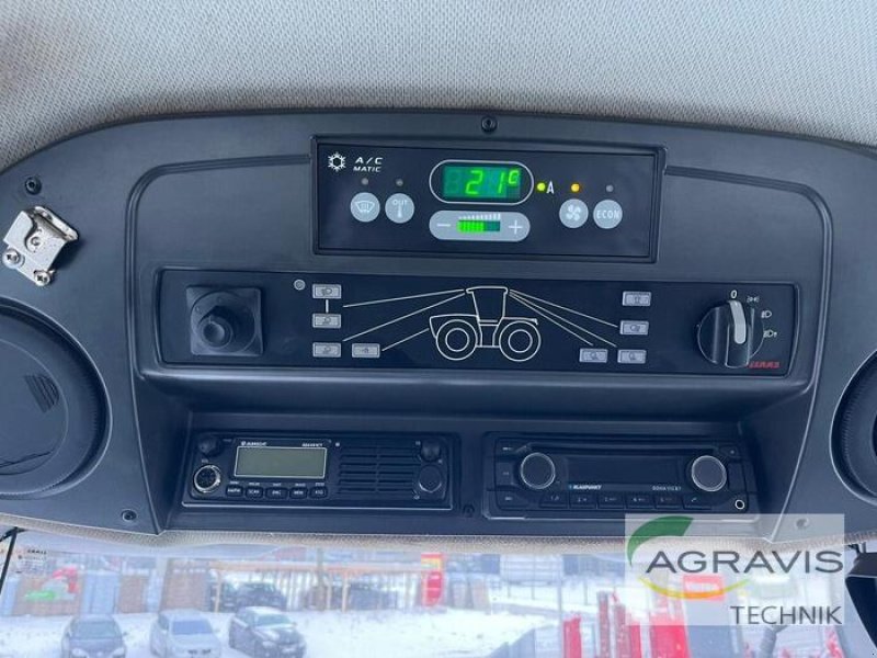 Traktor типа CLAAS XERION 4000 SADDLE TRAC, Gebrauchtmaschine в Schneverdingen (Фотография 19)